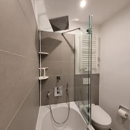 アパート Kenji Apartment アンス