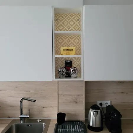 アパート Kenji Apartment